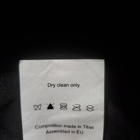 FREI-MUT Black Hyde Turtleneck - Picture 3 of 8